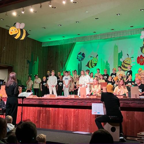 Musical Bienenstark 