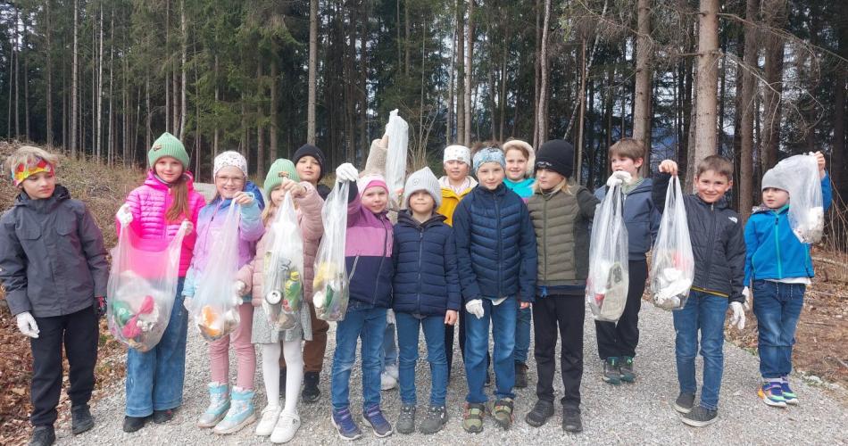 Frühjahrsputz_2a_2024_25