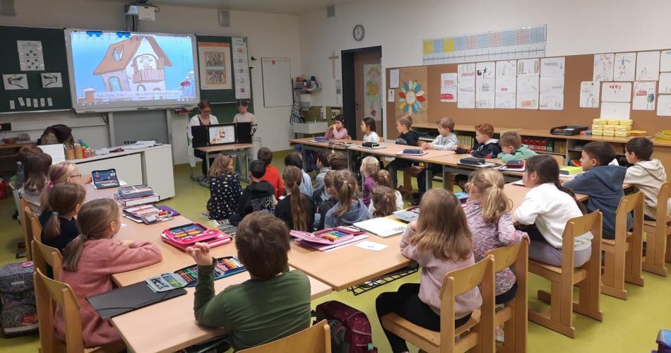 Vorlesestunde-Frau Holle